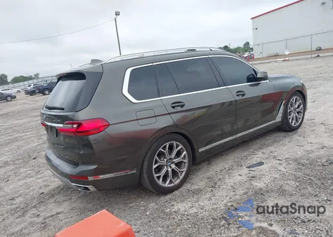 2020 BMW X7 xDrive40I z USA, uszkodzony, nr VIN 5UXCW2C04L9C40530